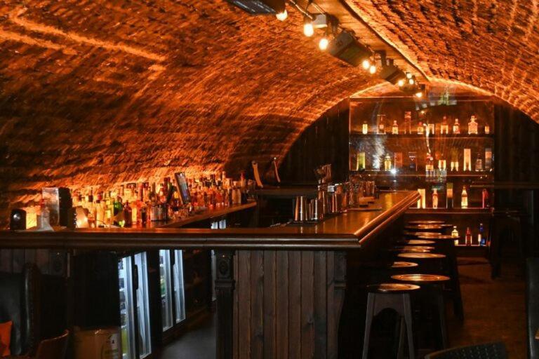 阿伯丁道格拉斯酒店 外观 照片